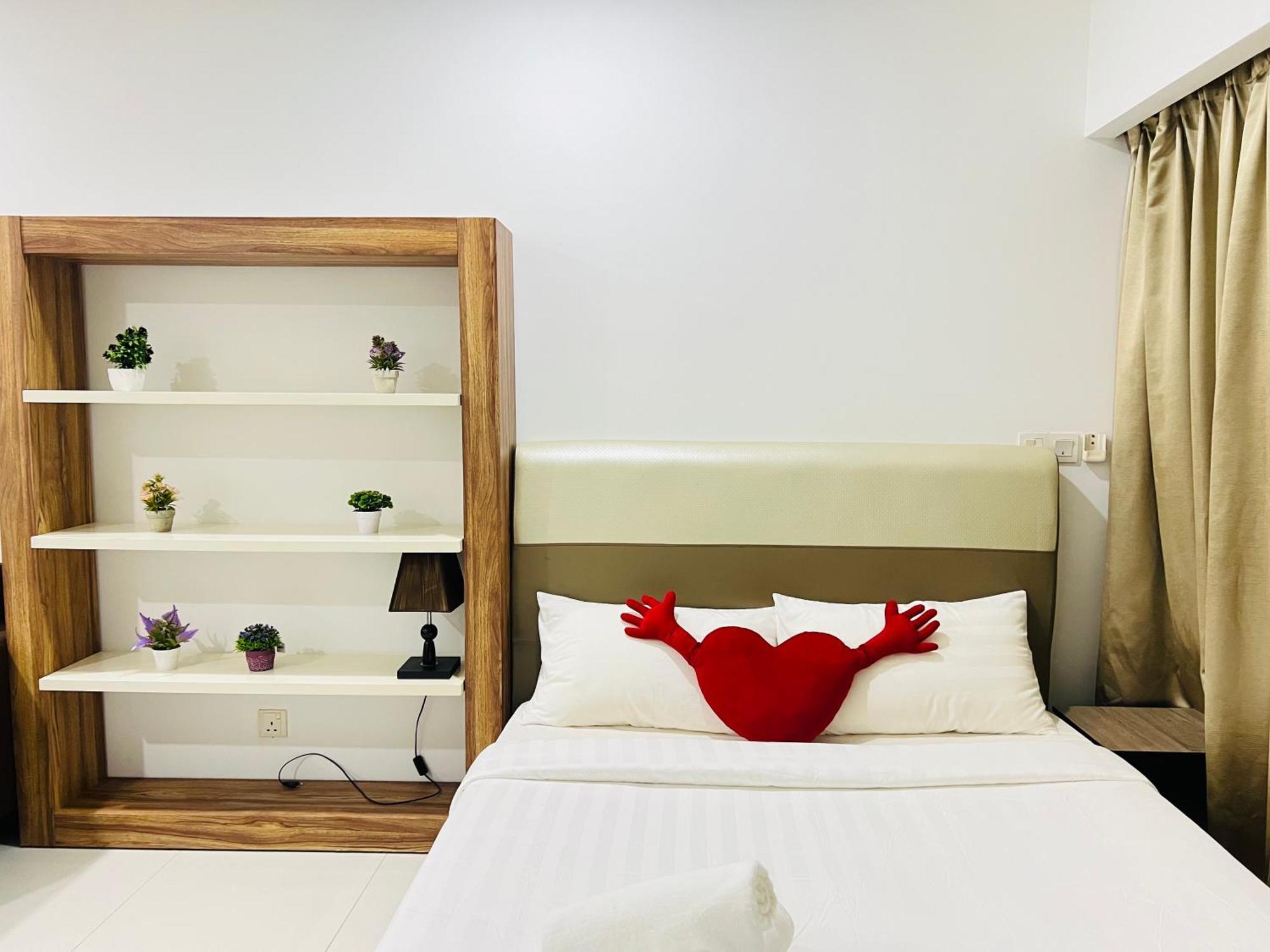 Mercu Summer Suites Klcc By Sweet Home Kuala Lumpur Exteriör bild