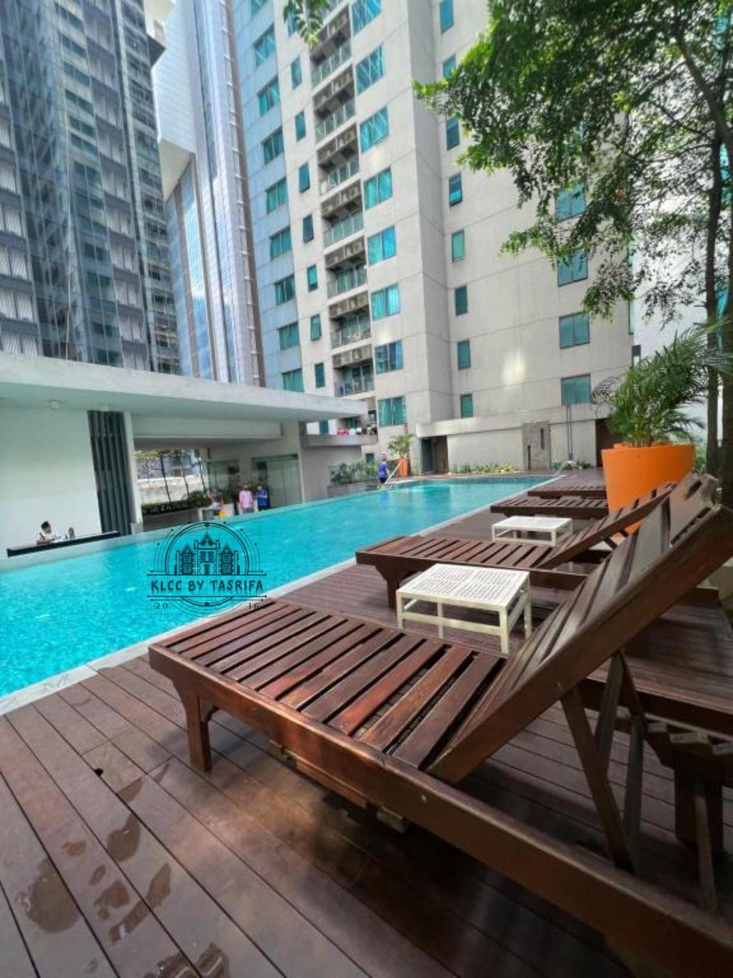 Mercu Summer Suites Klcc By Sweet Home Kuala Lumpur Exteriör bild